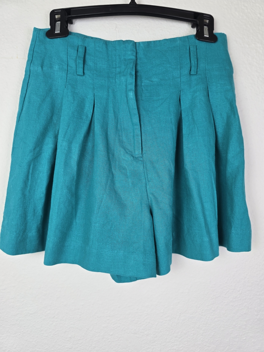 Zara Women’s Teal Linen Blend Shorts